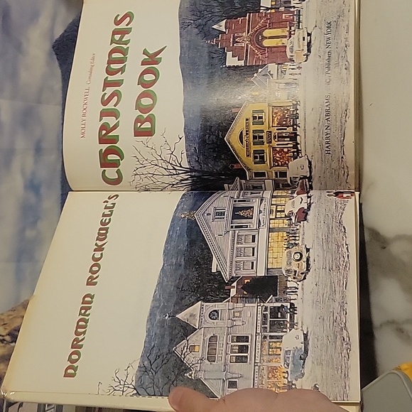 Norman Rockwell's Christmas Book Used Hardback - Picture 2 of 5